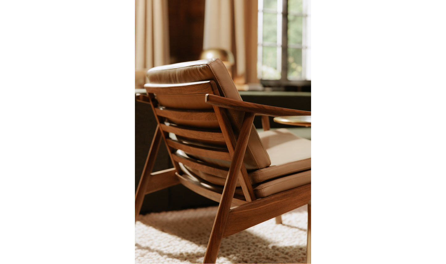Moe's Harlowe Lounge Chair YC-1040-03
