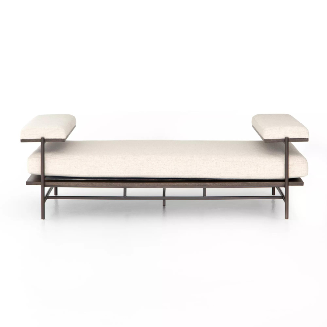 Kennon Chaise