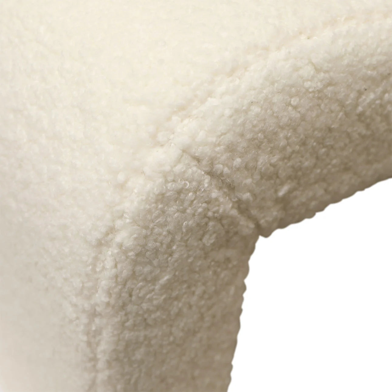Dovetail Kenneth Bench Cream DOV34029-CREM