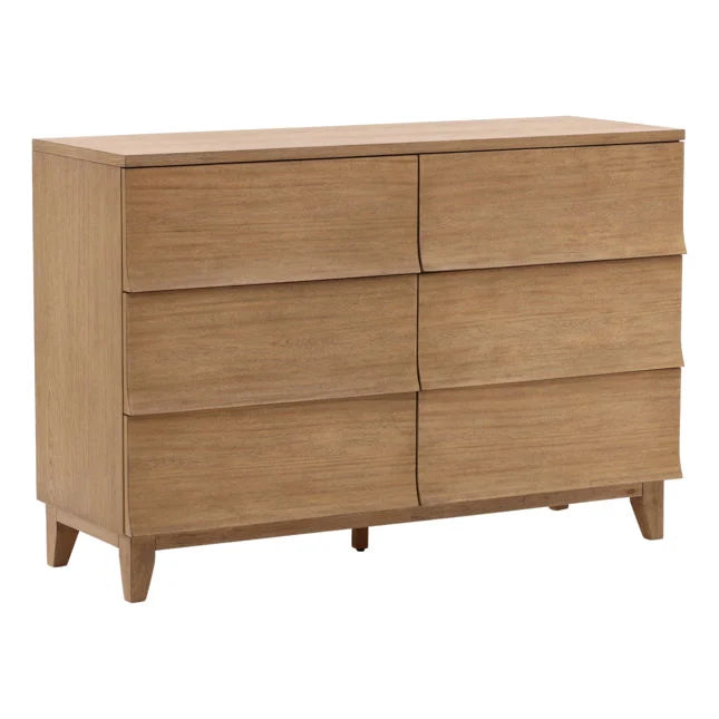 Margaux Dresser